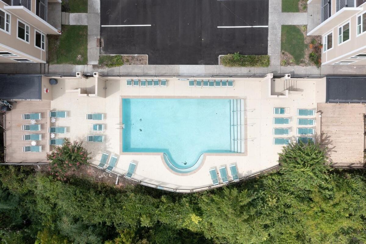 Walk To Broadway Riverfront Condo With Pool Nashville Zewnętrze zdjęcie